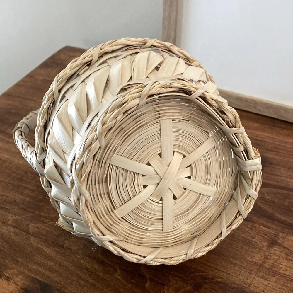 Vintage Woven Cream Basket with Handle, Easter Basket